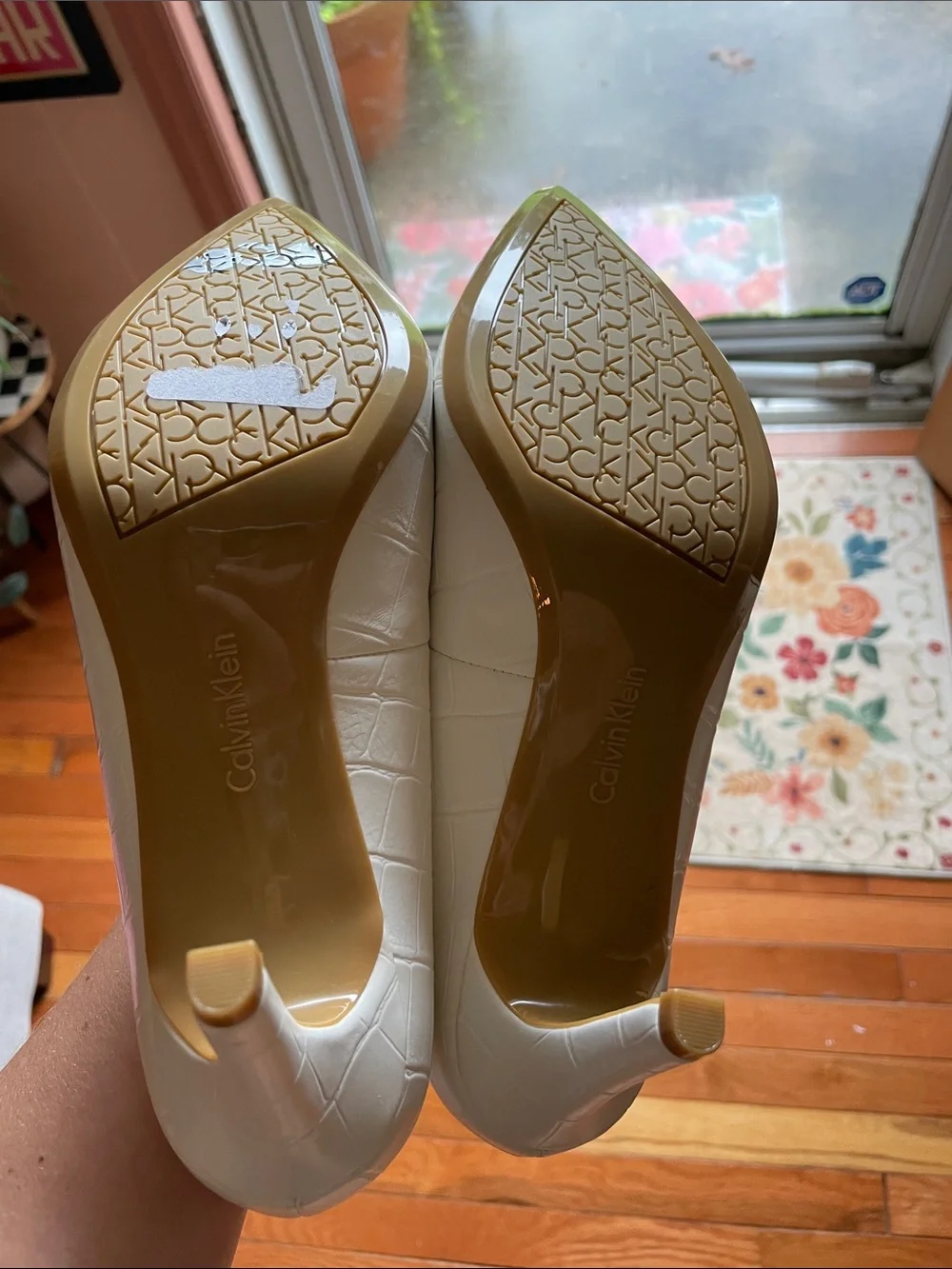 Calvin Klein Croc-Embossed White Pointed-Toe Pumps